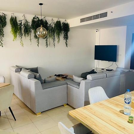 Maya Home Дубай Екстериор снимка